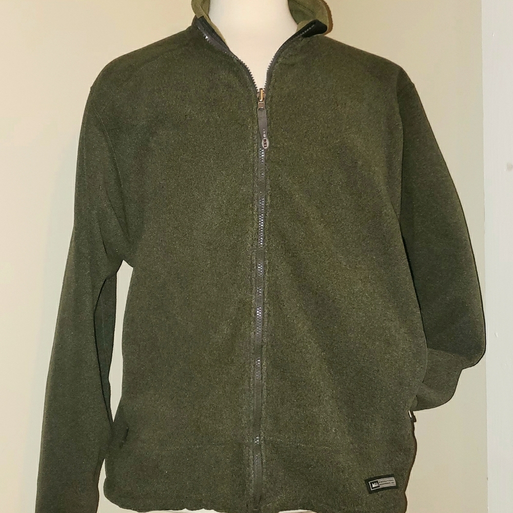REI 100% polyester  zip up fleece